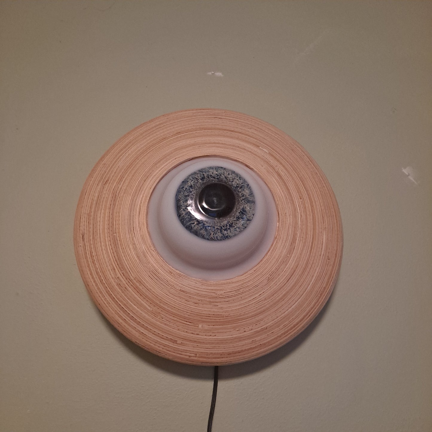 Eyeball Lamp, Limited Edition