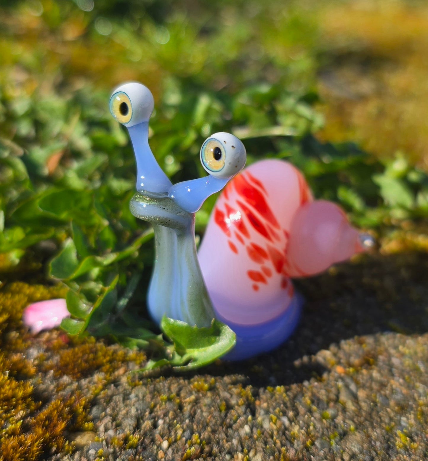 Snail Figurines with Huge Eyeballs, Special Edition