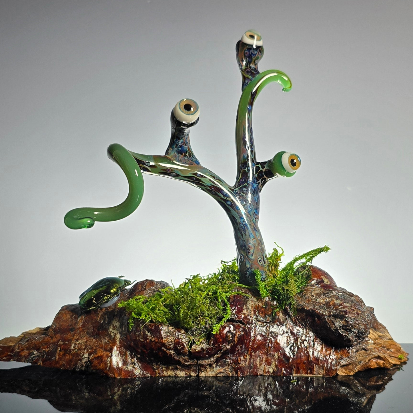 Eyeball Monster Plant Sculpture #0979