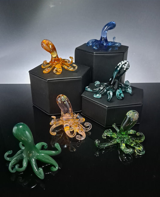 Handmade Glass Octopus Figurine Collection – Borosilicate Glass Ocean Décor
