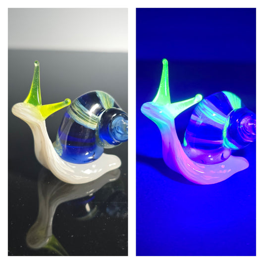 UV Glass Snail Figurine, Black Light Reflective