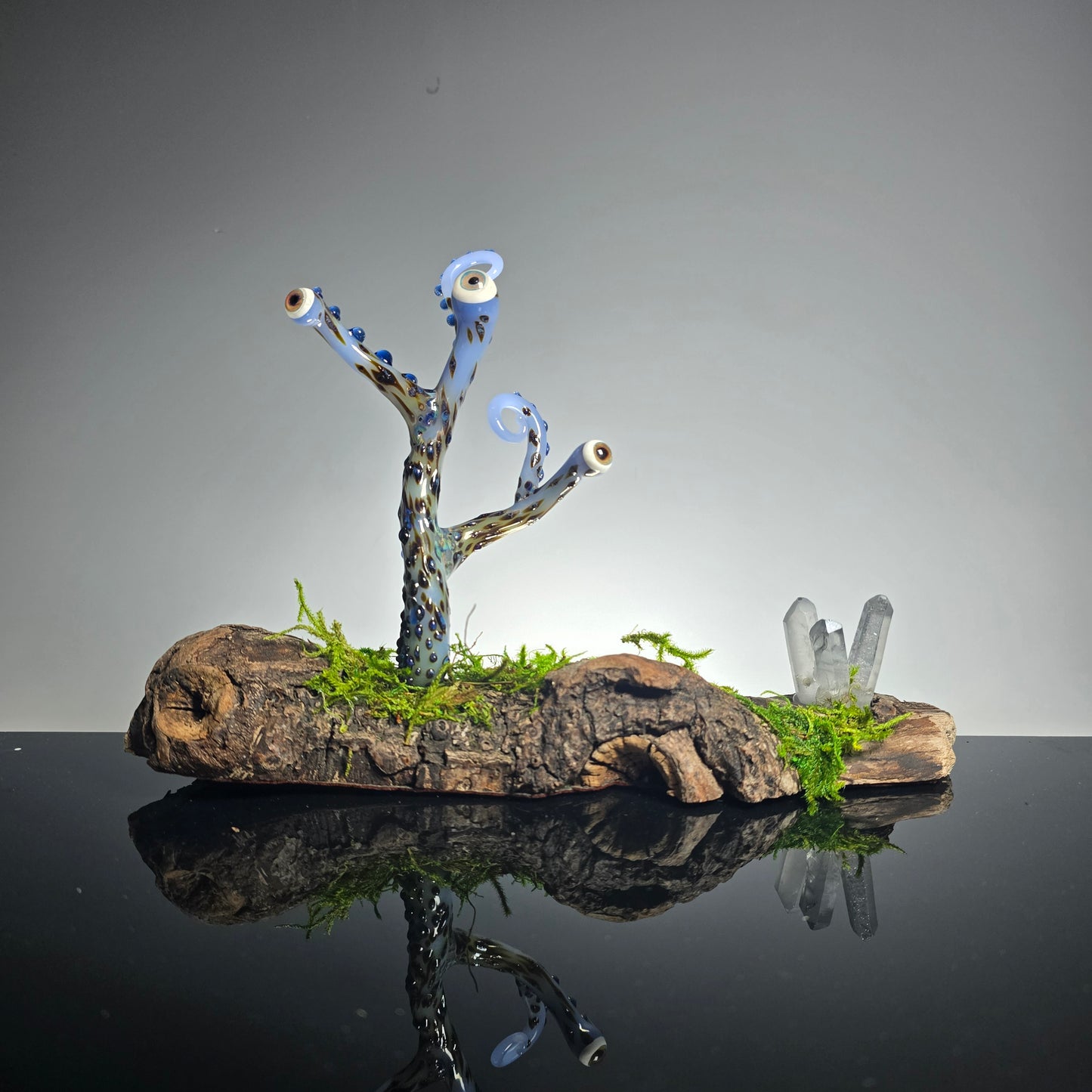 Eyeball Monster Plant Sculpture #0869