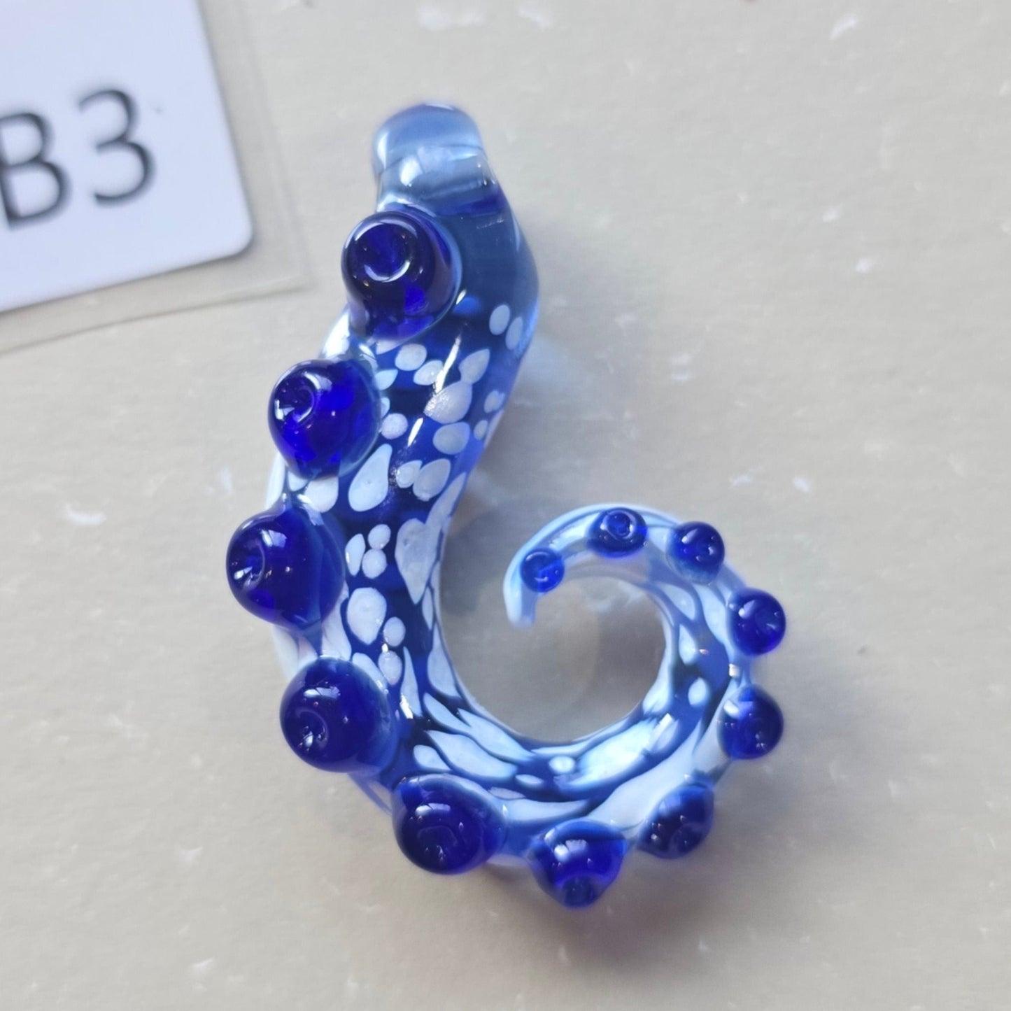 Handmade Glass Tentacle Pendant – Ocean-Inspired Jewelry, 2026 Collection
