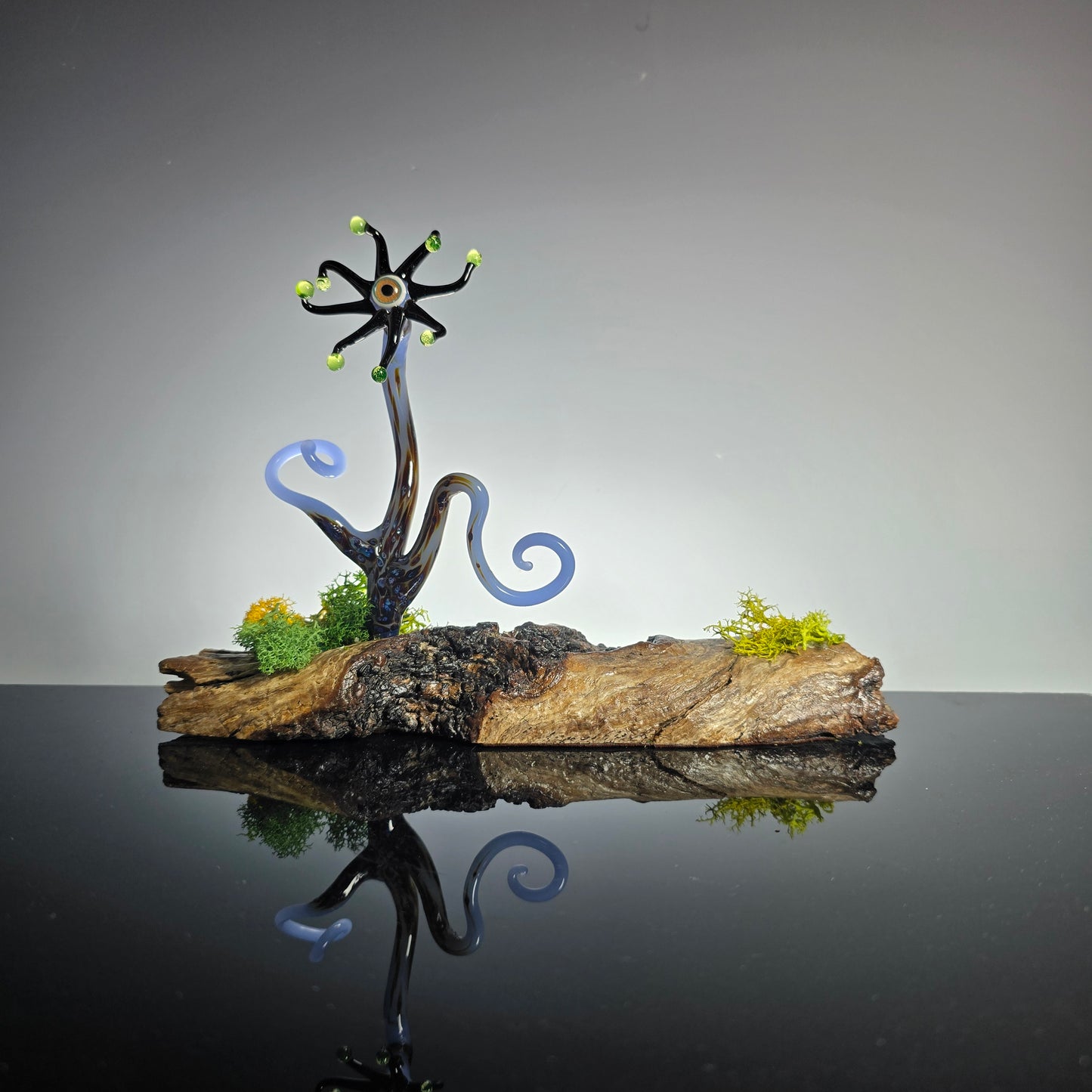 Eyeball Monster Plant Sculpture #0980