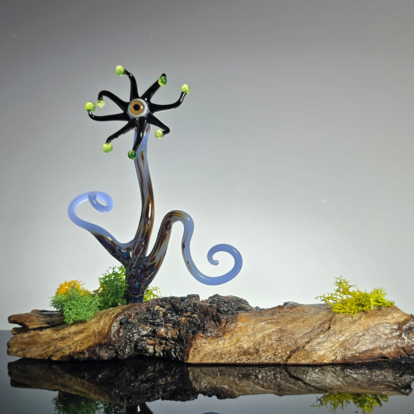 Eyeball Monster Plant Sculpture #0980
