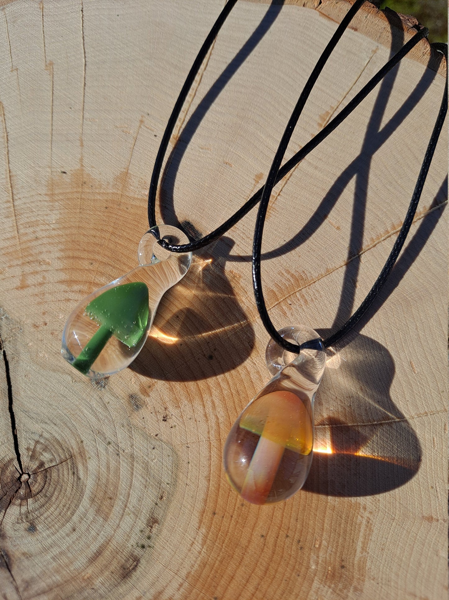 Custom Color Glass Mushroom Necklace, Magic Mushroom Jewelry, Vintage 90s Shroom Pendant