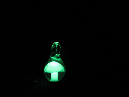 Green Glow in the Dark Mushroom Necklace - 3 sizes, Magic Mushroom Jewelry, Mushroom Beads, Glass Mushroom Pendant, Shroom, Made to Order