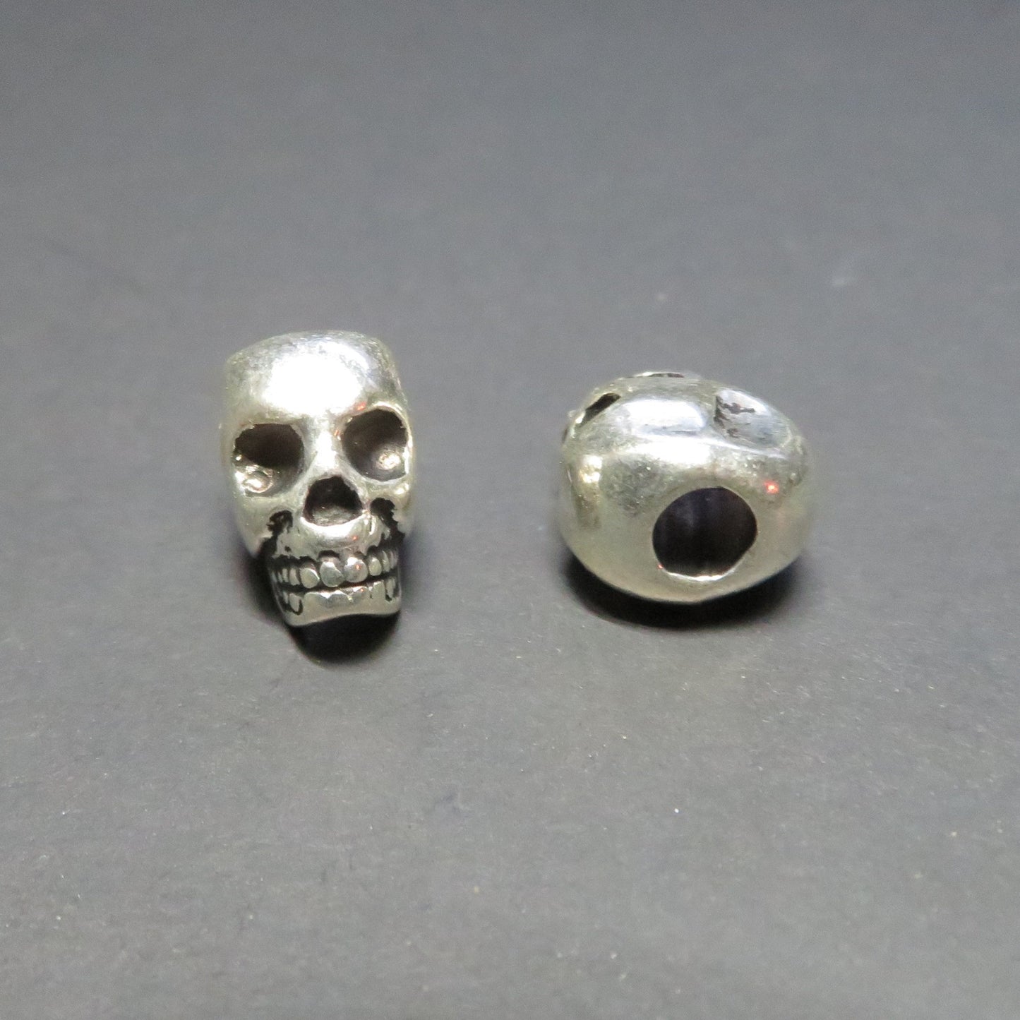 2 pack Metal Skull Dread Beads, 5mm bead hole, Dread lock Bead, Dread Jewelry, Dread Accessories, Gothic Dread Beads