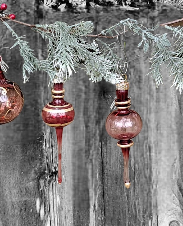 Ruby Red Hand Blown Glass Ornament with 22 kt gold detail, Classic Victorian Christmas Ornaments, Made to Order